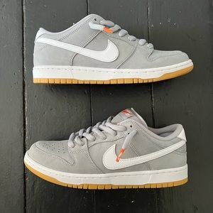 ****SOLD**** NIKE SB DUNK LOW WOLF GREY.